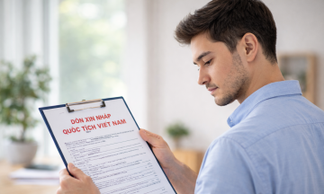 How can a mixed-heritage person raised abroad acquire Vietnamese citizenship?