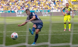 Opponent hands Bayern early Bundesliga title