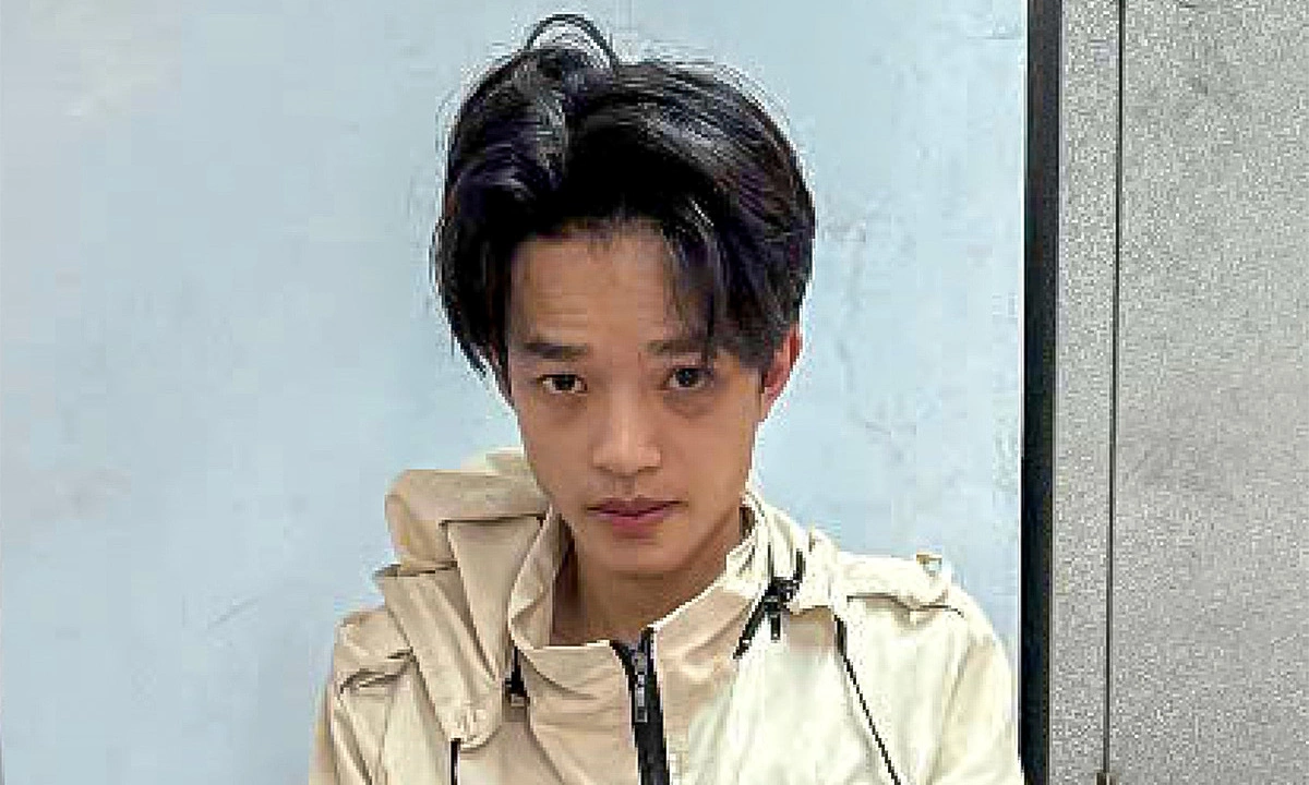 Young man impersonates 'co dong' to defraud clients through fortune-telling