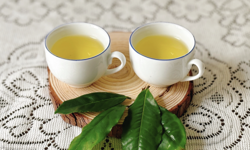 How much caffeine does green tea contain?