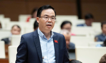 Lagging in technology, Vietnam risks missing growth opportunities