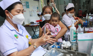 Hot weather fuels rise in children's respiratory and digestive illnesses