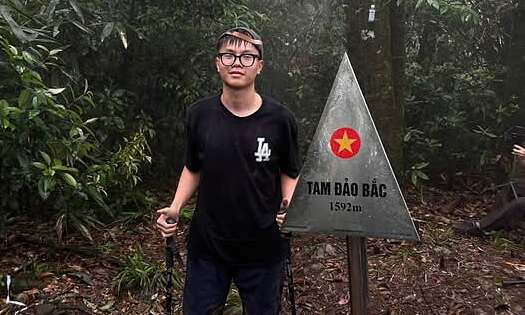 Over 100 people search for missing male student on Tam Dao mountain
