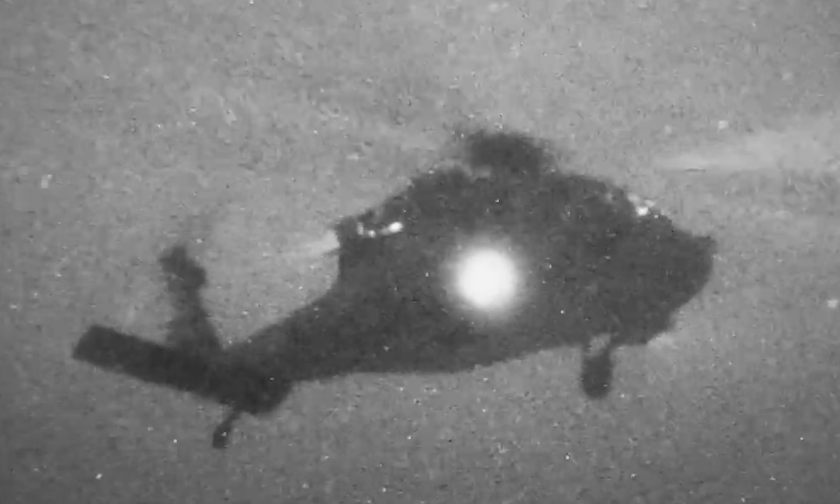 Moments US troops board, seize Iranian cargo ship