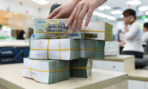 Corporate bond market remains subdued