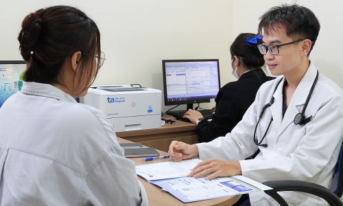 Can dietary changes reduce elevated liver enzymes?