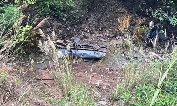 Tanker truck falls 100 meters into ravine, driver dies