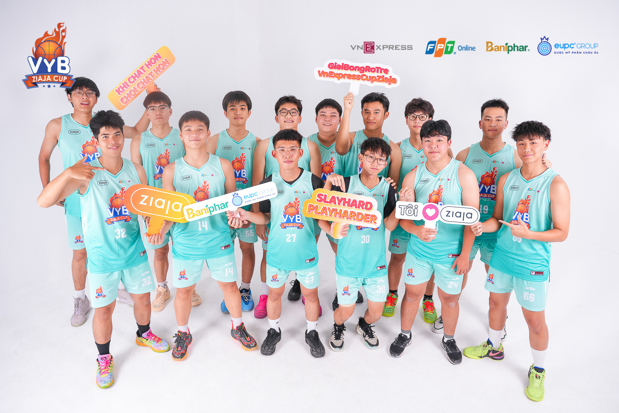 Le Hong Phong boys' team kicks off season impressively at media day