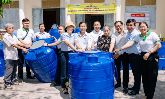 FE Credit supports Mekong Delta residents in drought and salinity response