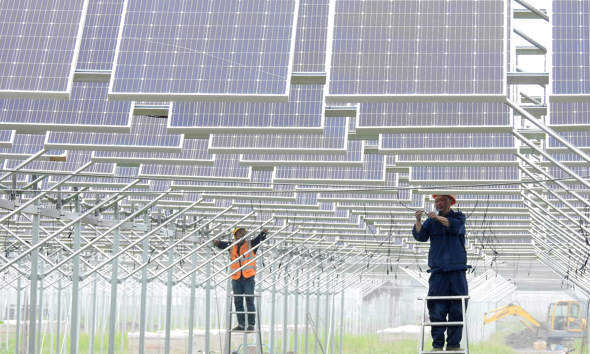 Global solar power generation reaches record high
