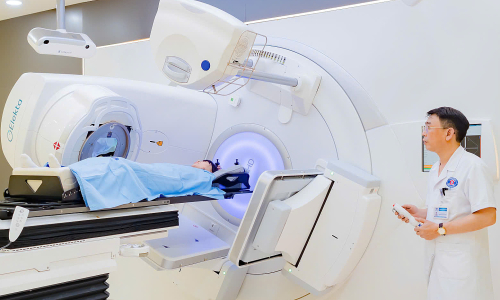 Breast tumor shrinks to one cm with personalized treatment
