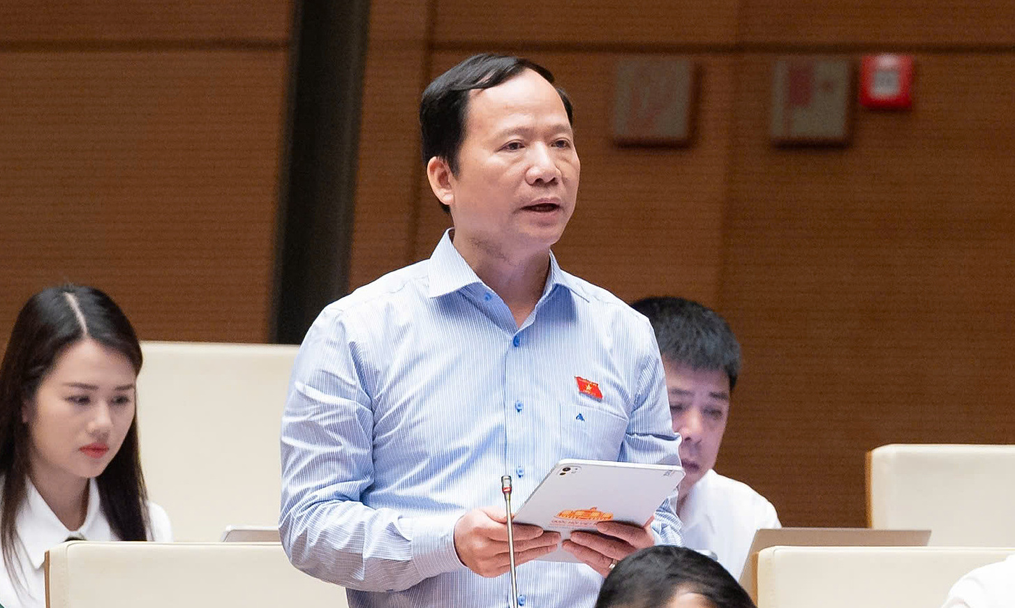 Review of commune-level civil servant staffing needed to prevent public service shortages