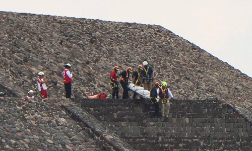 Suspect 'threatens sacrifice' in Mexico pyramid shooting