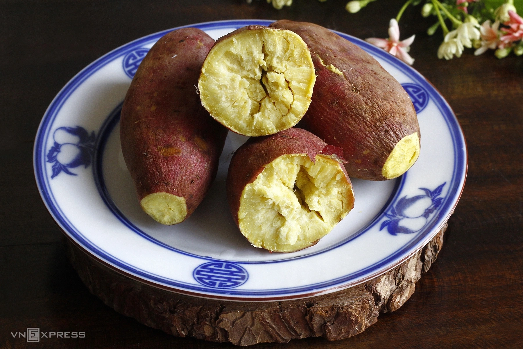 Why eating sweet potatoes helps with weight loss