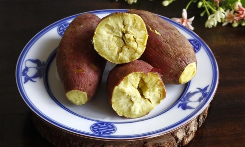 Why eating sweet potatoes helps with weight loss