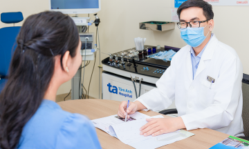 Identifying bad breath caused by tonsillitis