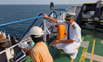 Life on a 'fireball' near the Strait of Hormuz