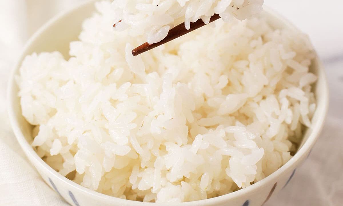 How eating white rice correctly led to a 10 kg weight loss in four months