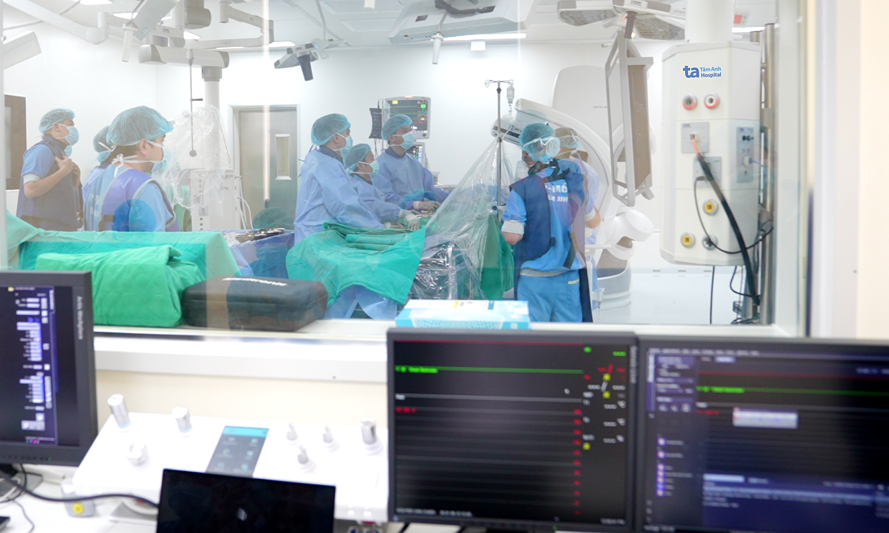 Postpartum coronary artery dissection leads to heart attack in new mother