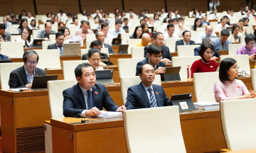 Hanoi granted 199 specific powers for proactive capital governance