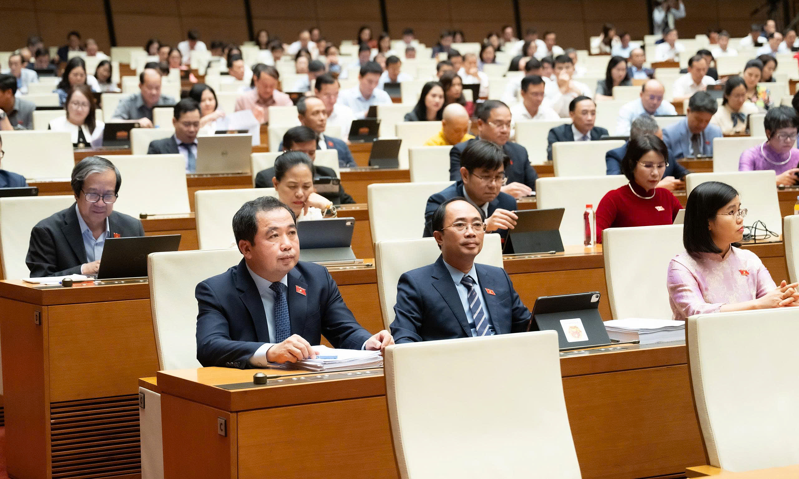 Hanoi granted 199 specific powers for proactive capital governance