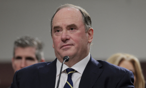 US unexpectedly dismisses Secretary of the Navy