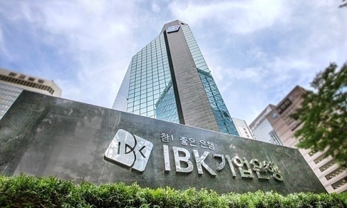 10th foreign bank licensed in Vietnam