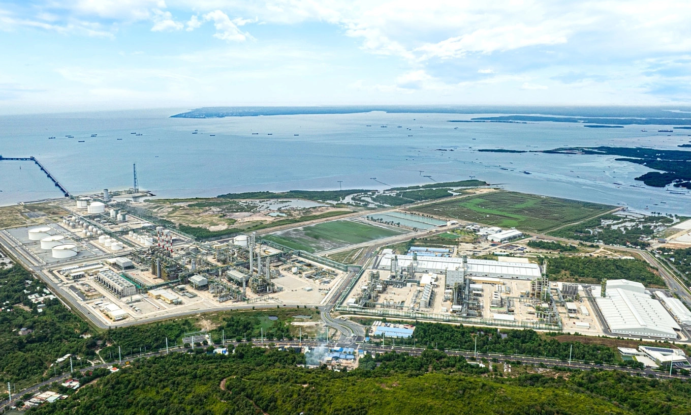 Long Son Petrochemical Complex to halt operations