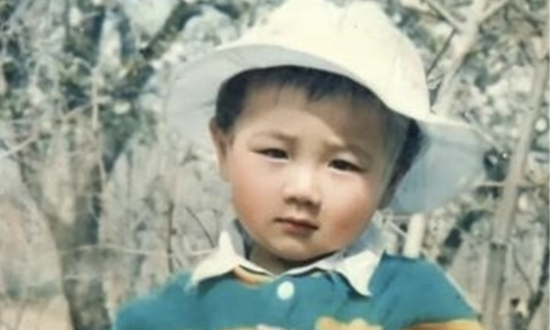 Father's 33-year, 500,000 km search ends in reunion