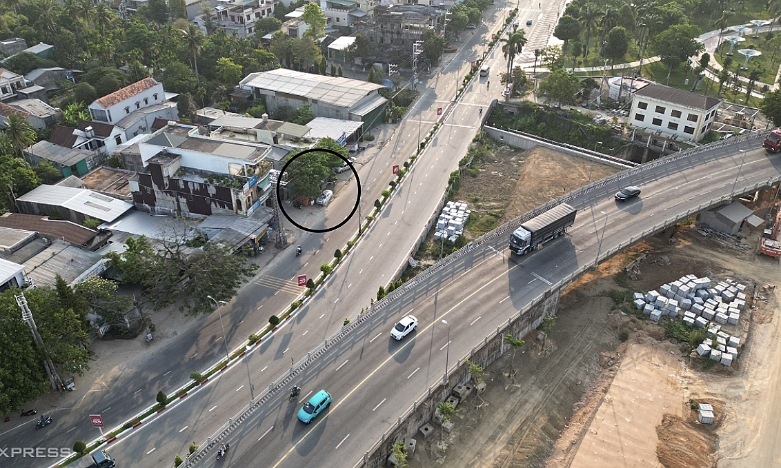 How the house in the 'disputed ownership, both sides appeal for help' case was auctioned