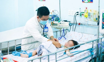 Can children with hand, foot, and mouth disease experience delayed cognitive development?