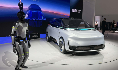 Geely unveils robotaxi