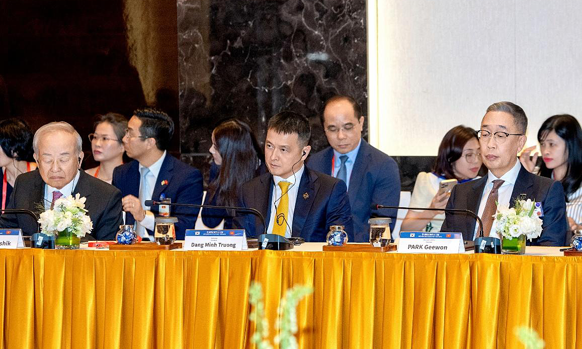 Sun Group proposes five cooperation pillars with South Korean businesses