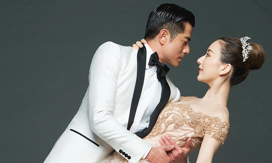 Superstar Aaron Kwok and his wife, 22 years his junior
