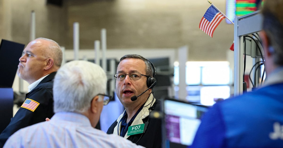 US stocks set new records