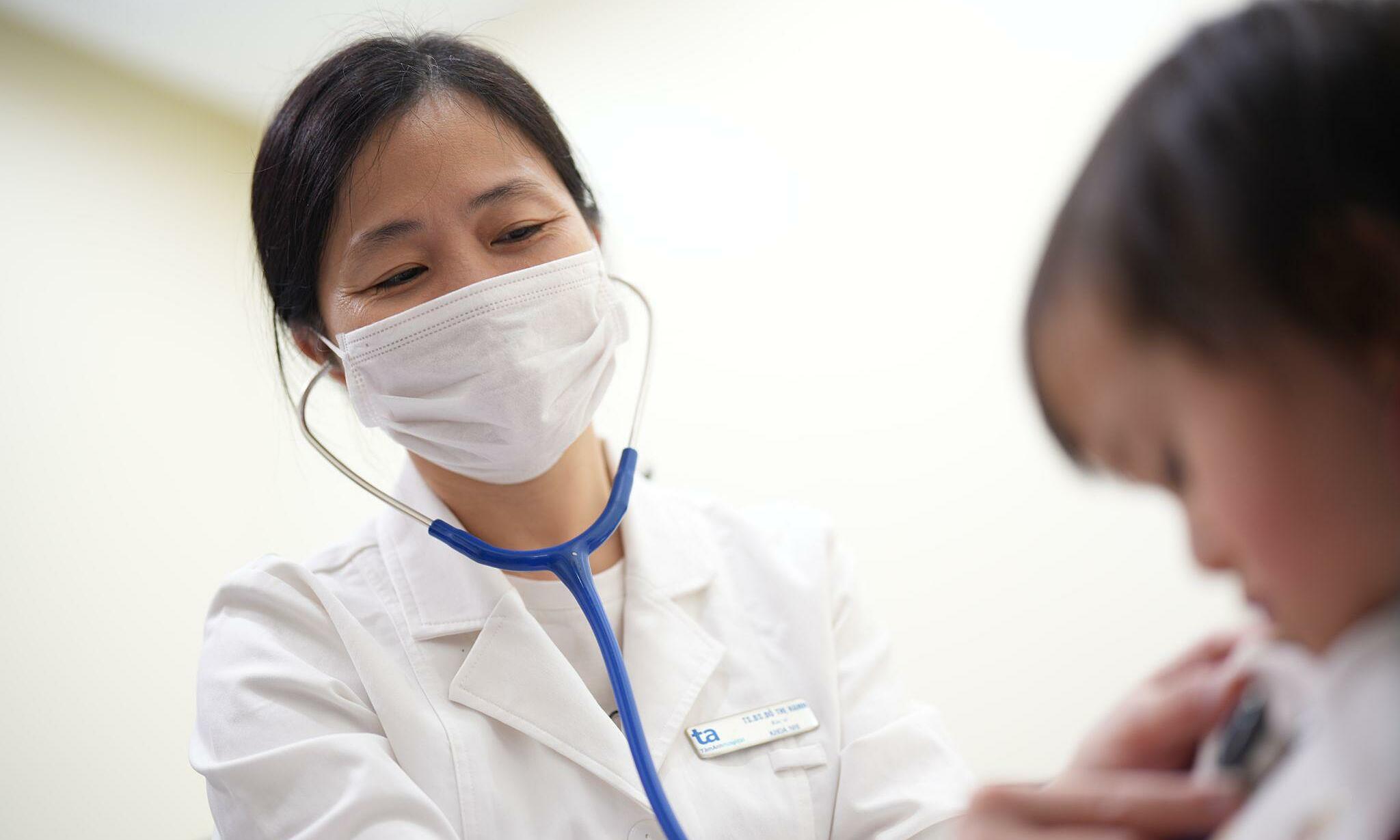 Should children with stuffy noses use saline solution frequently?