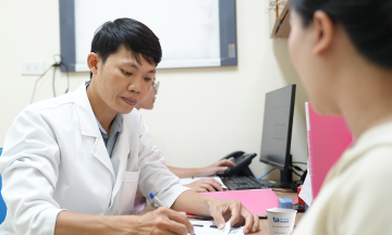 Signs of an anovulatory menstrual cycle