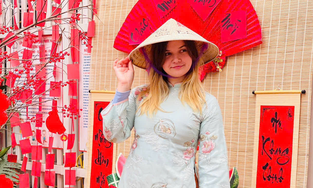 Vietnam's "cafe check-in" culture among youth through foreign eyes