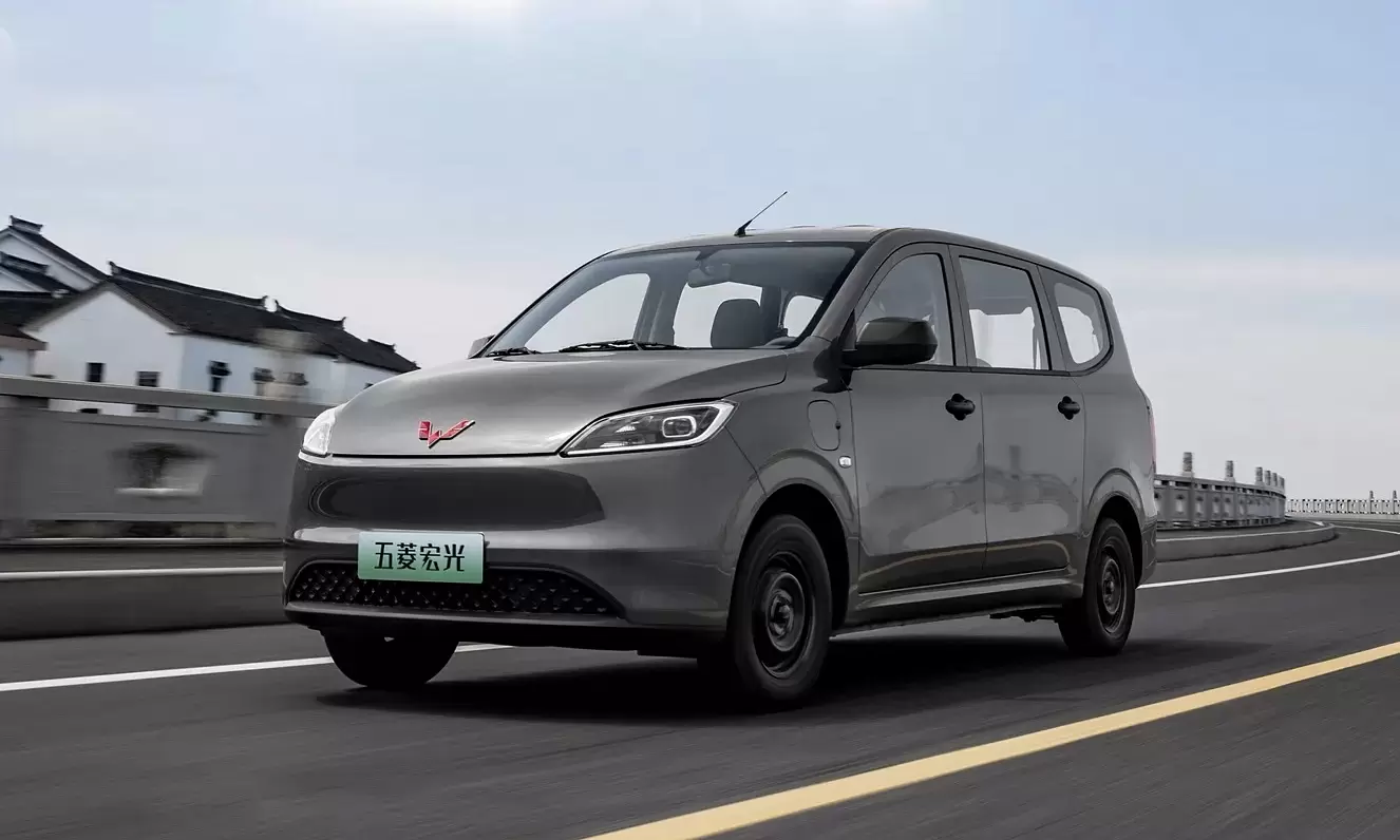 Wuling Grango: Vietnam's cheapest electric MPV, priced at 499 million dong