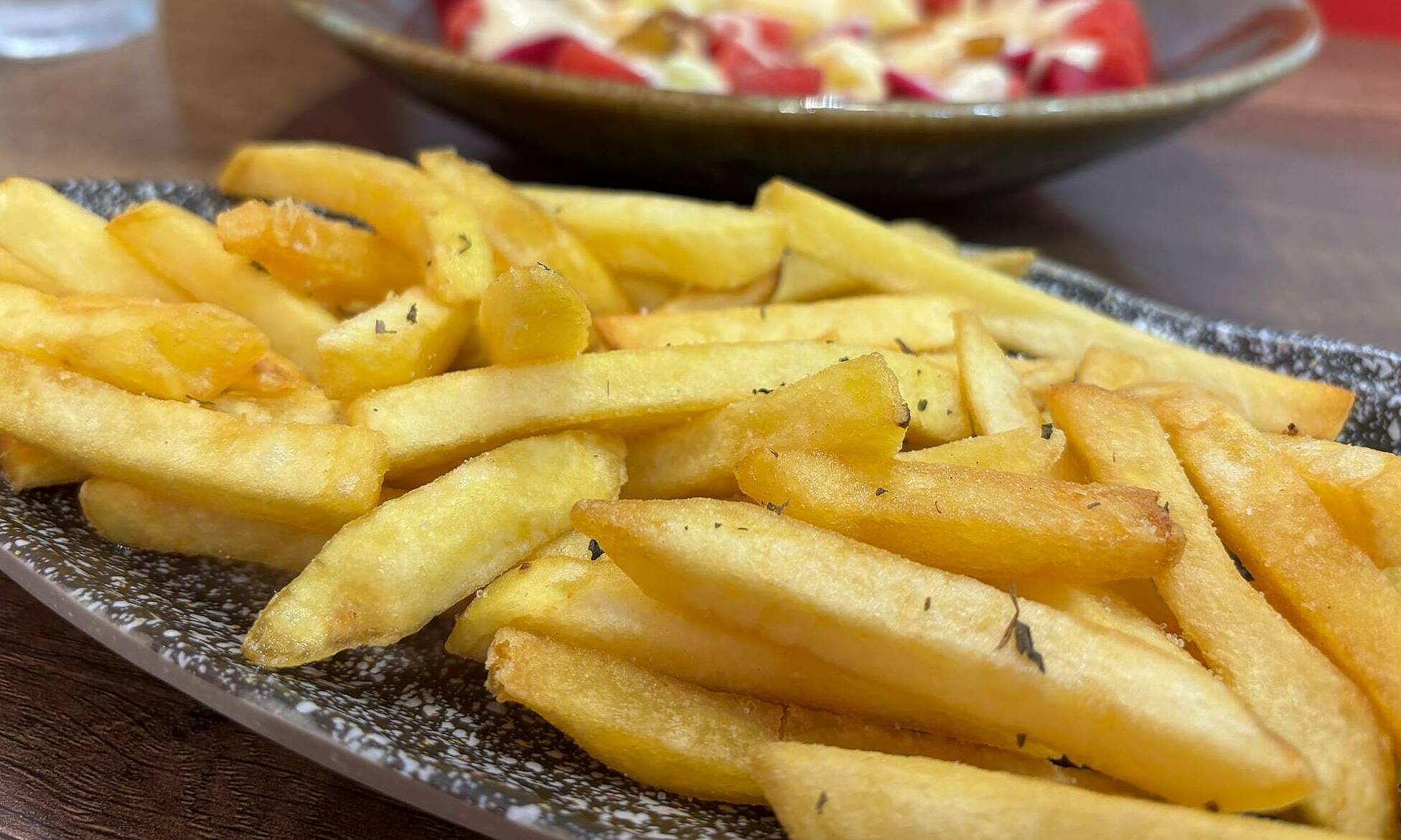 Should obese children follow a low-carb diet?