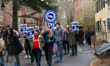 Harvard graduate students lament 'meager' teaching assistant wages