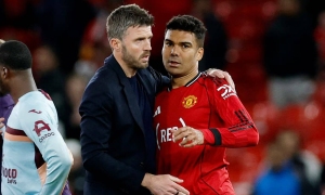 Carrick: 'Man Utd should not over-celebrate Champions League qualification'