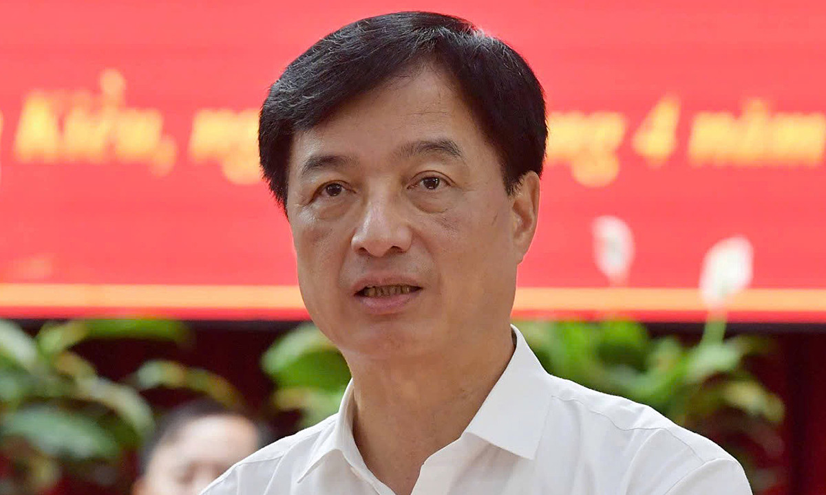 Striving for 80 fully online public services by year-end