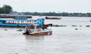 Tourist boat involved in two deaths on tien river had expired registration