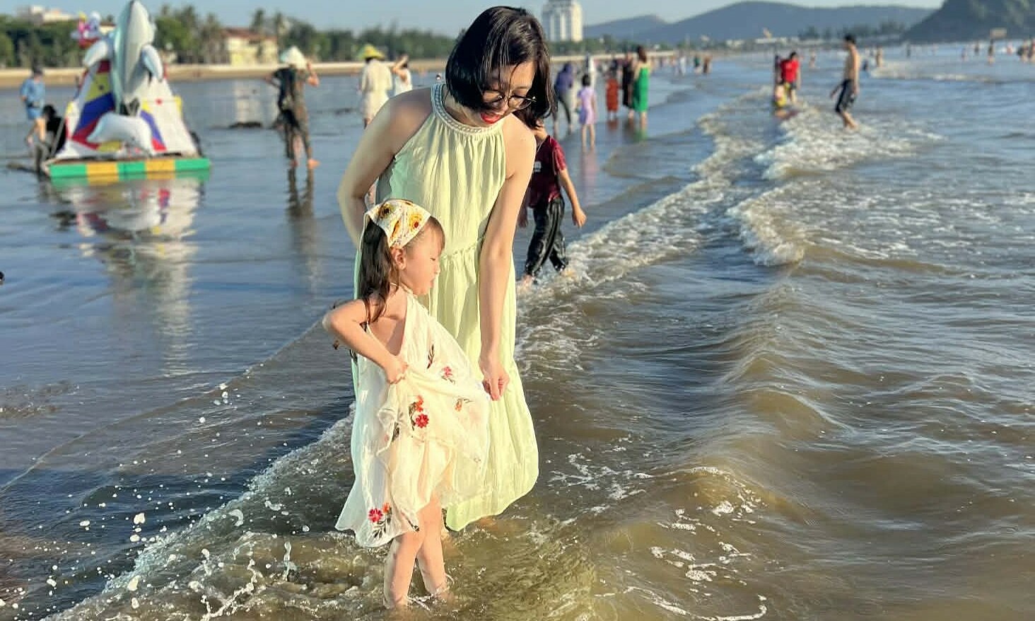 Preventing sunburn at the beach