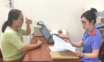 Dental specialist charged with defrauding over 200 million VND