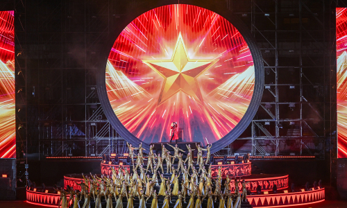 Concert 'Am vang To quoc' recounts Vietnamese history through art