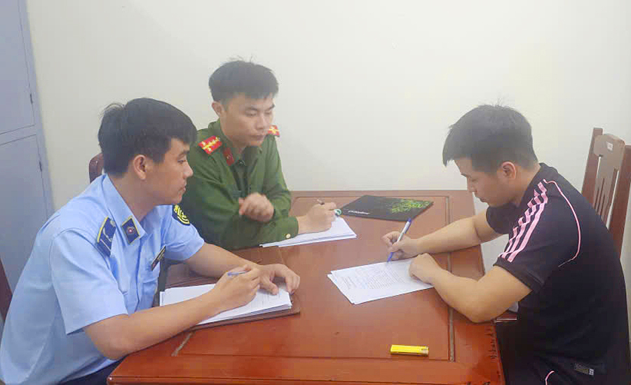 Sam Son parking lot owner fined for overcharging tourists