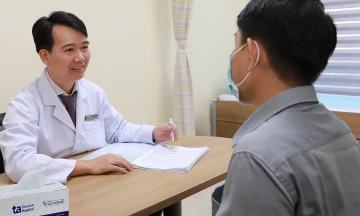 4 principles for drinking water to prevent urinary tract diseases while traveling