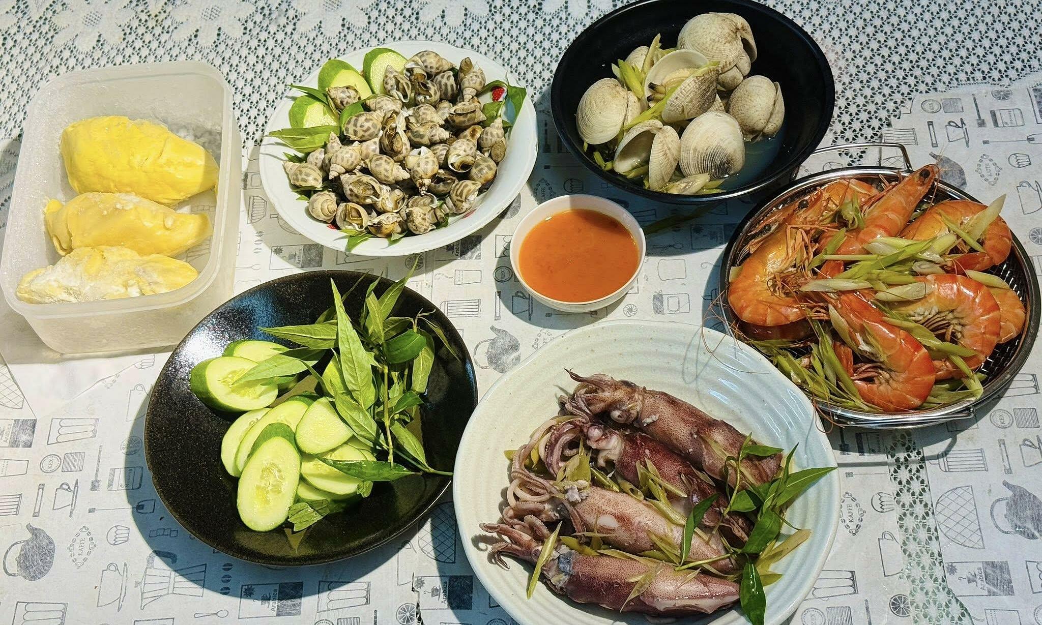 How to eat seafood to prevent food poisoning during holidays